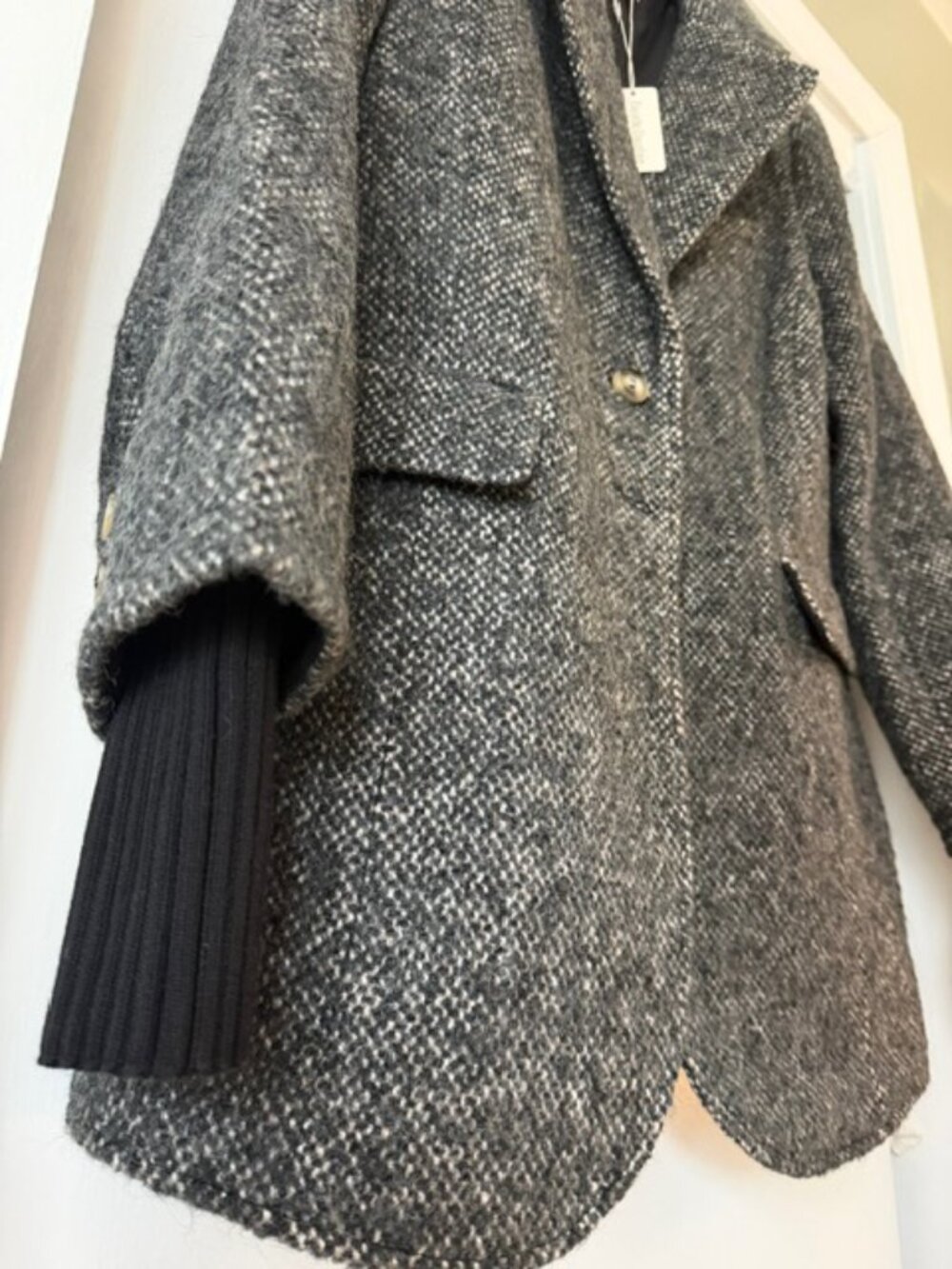 Favorite Daughter City Blazer NWT - Picture 3 of 4